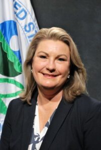 Amy-Van-Blarcom-Lackey-headshot